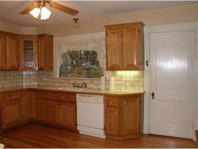 80 Lewis Ave, Walpole, MA 02081 - photo 6