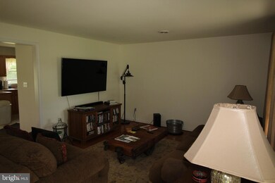 12330 Old Mill Rd, Midland, VA 22728 - photo 3