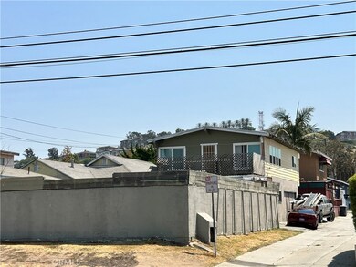 2238 Walnut Ave, Signal Hill, CA 90755 - photo 2