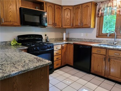 3705 Bon View Dr, Erie, PA 16506 - photo 7