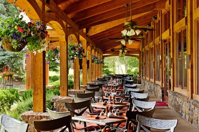 Fine dining at the Clubhouse