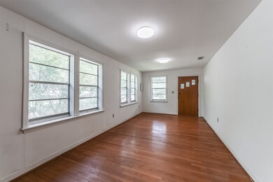 852 Davis Bend Rd, Alvin, TX 77511 - photo 7