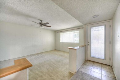003_Living-Foyer