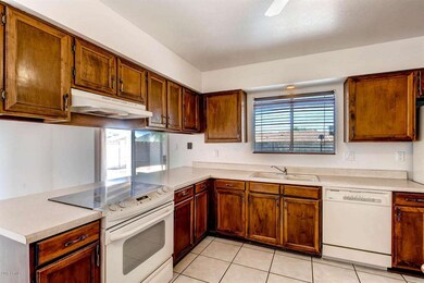 Kitchen (1)