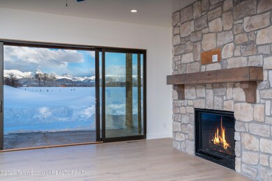 3-Living View