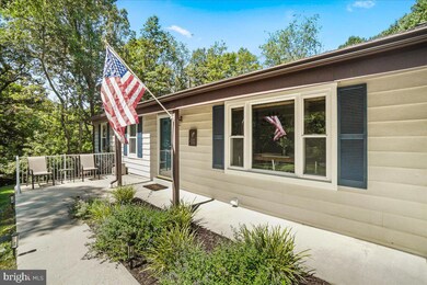 7804 Horseshoe Ct, Frederick, MD 21701 - photo 4