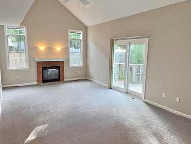 7 Reardon St, Worcester, MA 01606 - photo 2