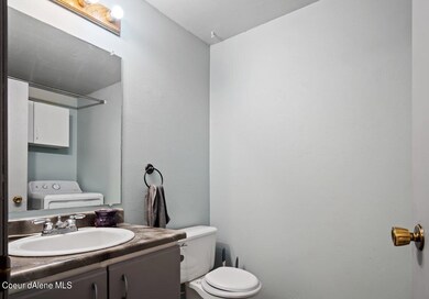Wright St #7