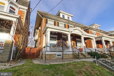 629 E Philadelphia Ave, Boyertown, PA 19512 - photo 2