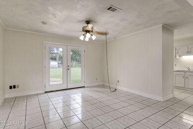 7-web-or-mls-133 Lucas Cir-7
