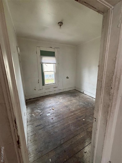 3486 Belvidere St, Detroit, MI 48214 - photo 5