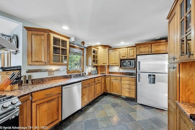 122 N Elm St, West Bridgewater, MA 02379 - photo 6