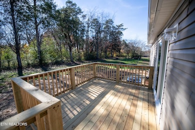 189 Meadow Lawn Dr, Englewood, TN 37329 - photo 6