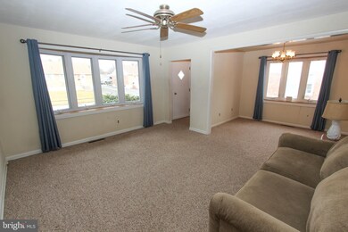 4432 Sandy Dr, Wilmington, DE 19808 - photo 2