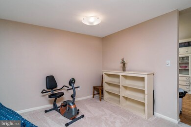 1503 Lowell Ct, Crofton, MD 21114 - photo 6