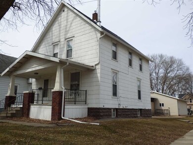 900 E Ave NW, Cedar Rapids, IA 52405 - photo 2