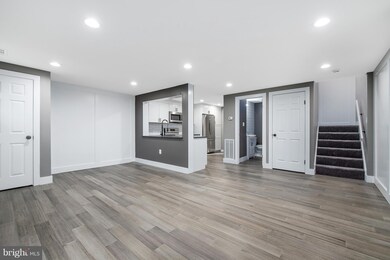 3218 Tapestry Cir, Burtonsville, MD 20866 - photo 6