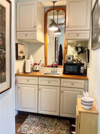 KraftMaid soft close cabinets and drawers