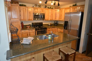 57055 Tennis Village unit 2, Sunriver, OR 97707 - photo 2