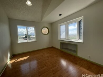 94-472 Kipou St, Waipahu, HI 96797 - photo 7