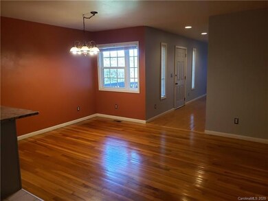 22 Archery Rd, Asheville, NC 28806 - photo 5