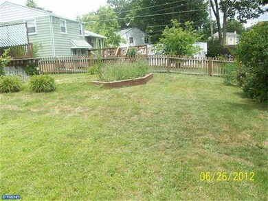 544 Eisenhower Ave, Woodlyn, PA 19094 - photo 2