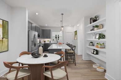 554 E Hargett St unit Hudsen, Raleigh, NC 27601 - photo 7