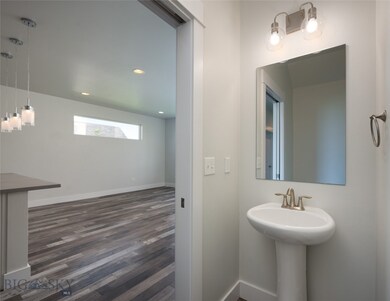 1/2 bath on main