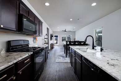 16720 Lonely Pines Dr, Conroe, TX 77302 - photo 6