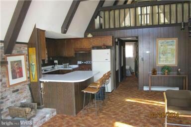 767 Straton Way, Basye, VA 22810 - photo 7