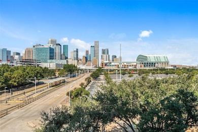 505 Bastrop St unit 402, Houston, TX 77003 - photo 4