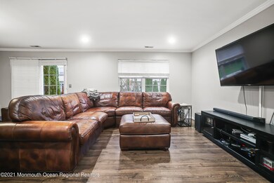 20 Saint Paul Ct, Tinton Falls, NJ 07712 - photo 3