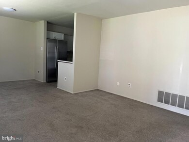 70 Sandra Rd unit 72, Voorhees, NJ 08043 - photo 3