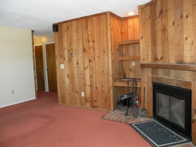 27 Nature Trail Rd unit 201, Richmond, VT 05477 - photo 3