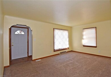 5206 Joseph St, Maple Heights, OH 44137 - photo 5