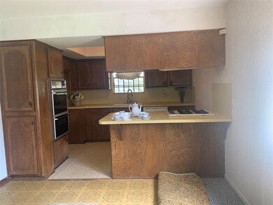 7754 Hereford St, Houston, TX 77087 - photo 6