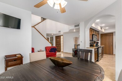 Dining | Kitchen