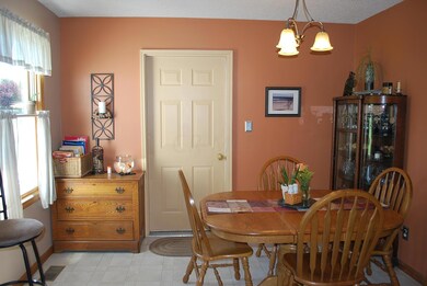 335 Juhl Rd, Circleville, OH 43113 - photo 4