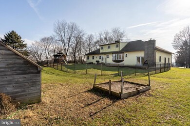 4555 Sieger Rd, Orefield, PA 18069 - photo 7