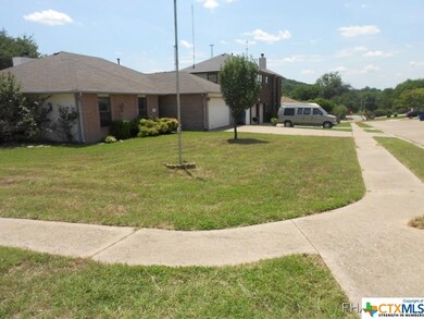 402 Dillon Dr, Copperas Cove, TX 76522 - photo 2