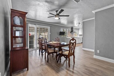 736 Greenway Dr, Hurst, TX 76053 - photo 7