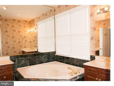 5 Kemper Lakes Ct, Skillman, NJ 08558 - photo 6