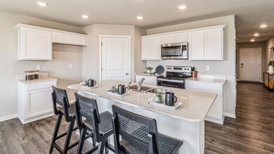 9627 Brighton Way SW, Cedar Rapids, IA 52404 - photo 6