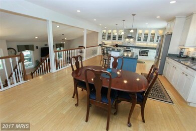 13472 Stream Valley Dr, Chantilly, VA 20151 - photo 5