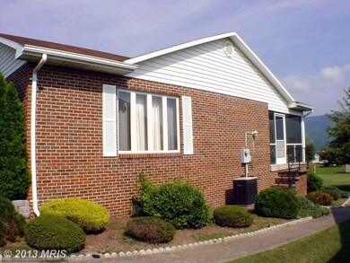 9970 Pleasant View Dr, New Market, VA 22844 - photo 3