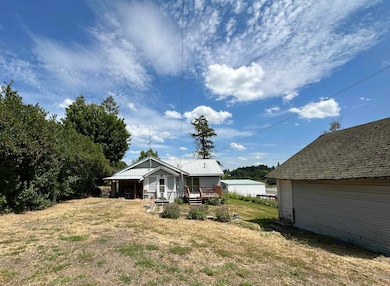 521 N Ramsey Rd, Tekoa, WA 99033 - photo 5