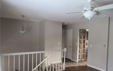 739 Avalon Ct, Greentown, IN 46936 - photo 3