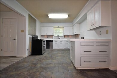 168 Wildwood Dr, Pineville, LA 71360 - photo 5