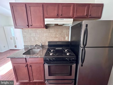 118 S 12th St unit 4F, Philadelphia, PA 19107 - photo 4