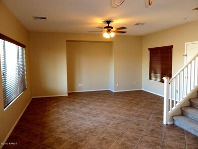 LARGE GREAT ROOM